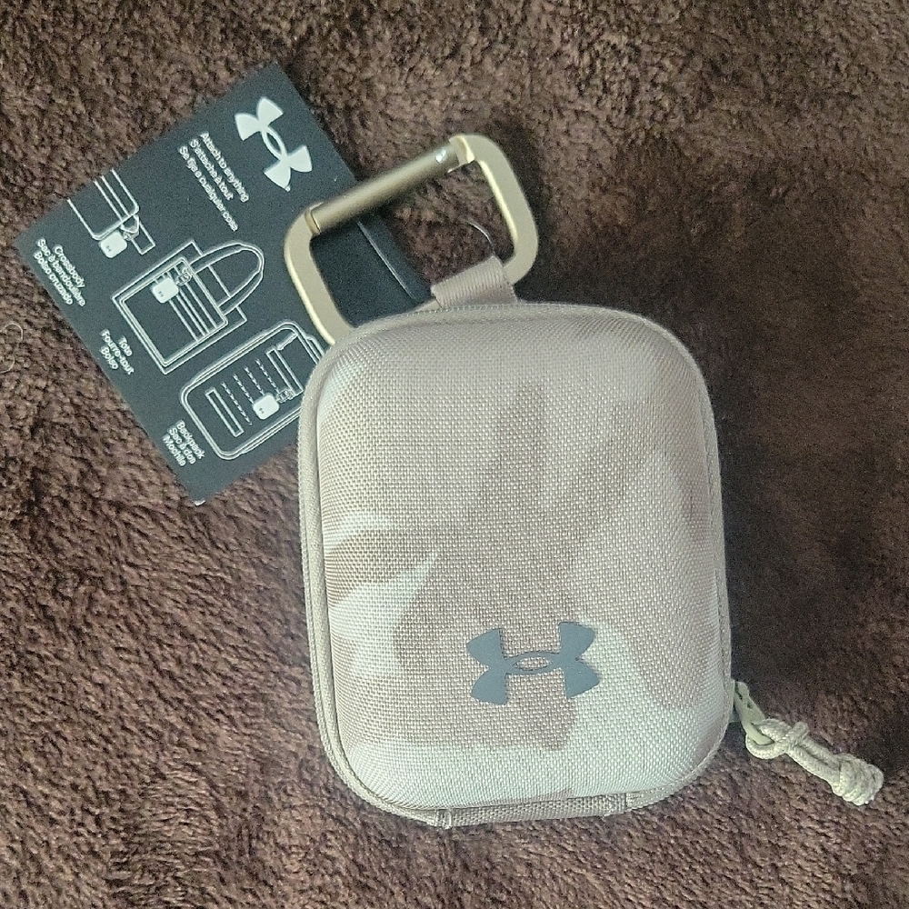 NEW Under Armour (UA) Contain Micro Case